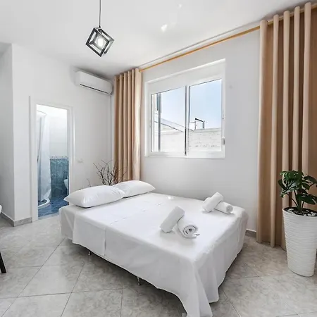 Modern With Wifi And Access By Pikhost Apartamento *