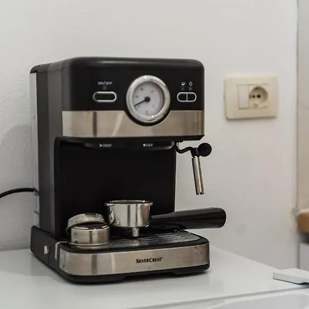 Daire Modern With Wifi And Access By Pikhost